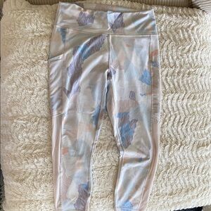 Fabletics On-The-Go PowerHold® High-Waisted Capri